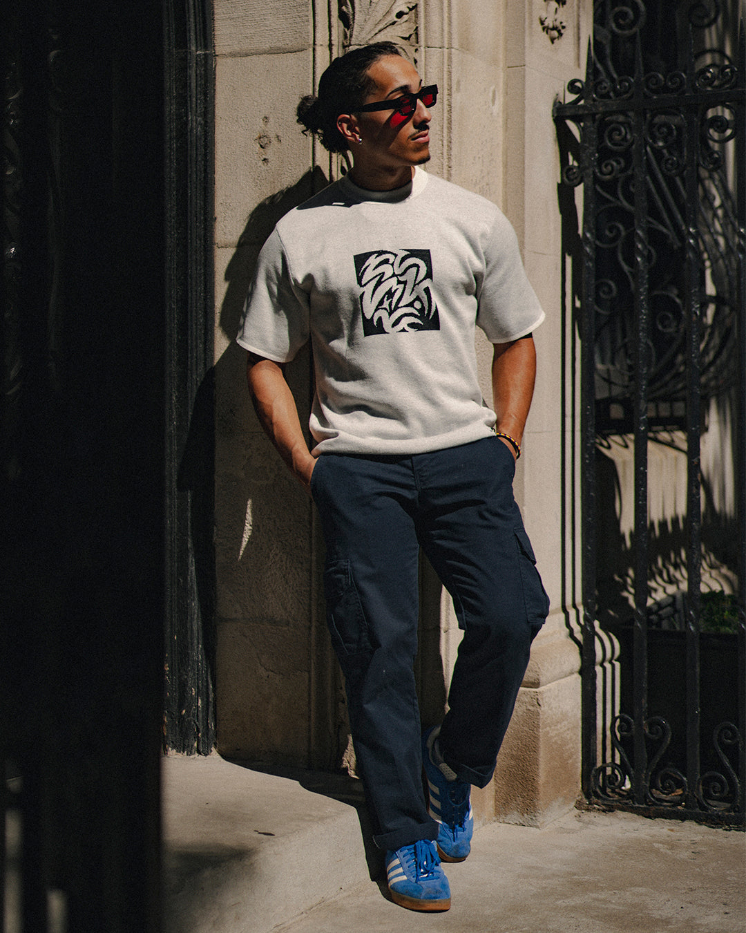 The Inverted Globe Knit Tee – Platinum